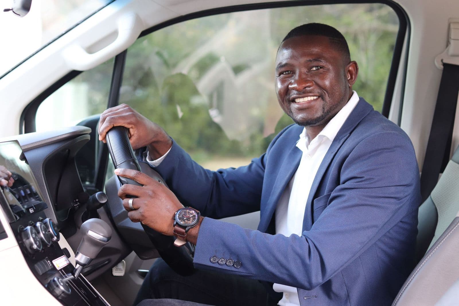 Tawanda Chikwiramakomo